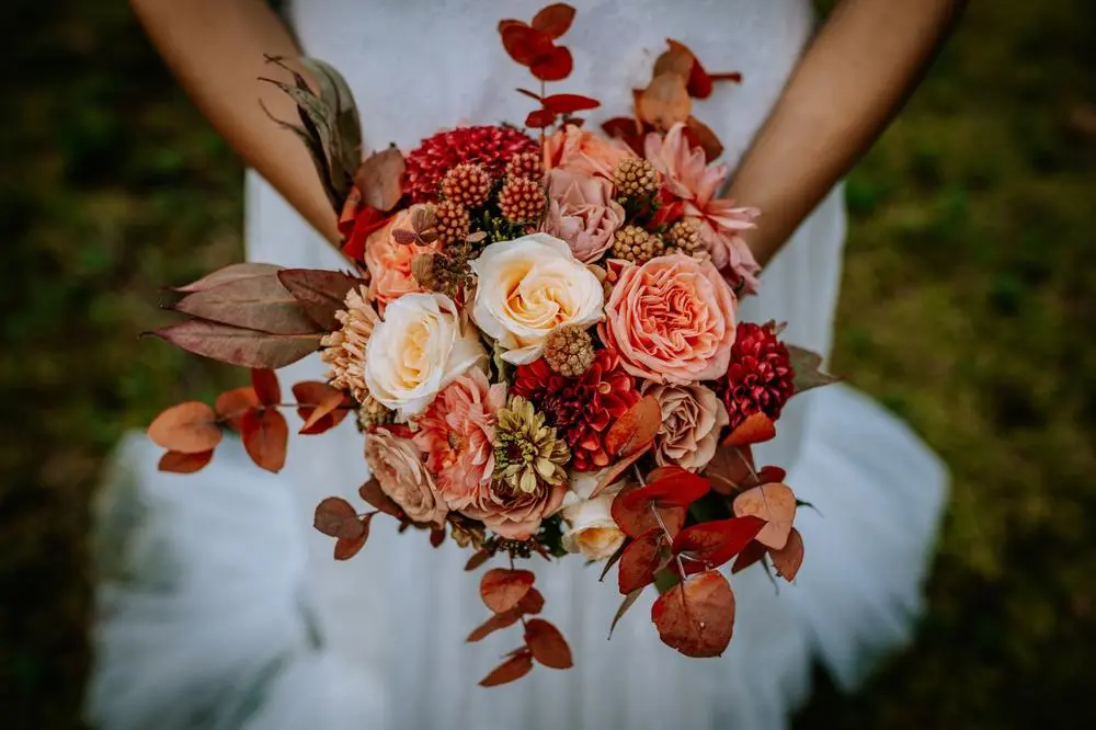 Autumn colour bridal bouquet