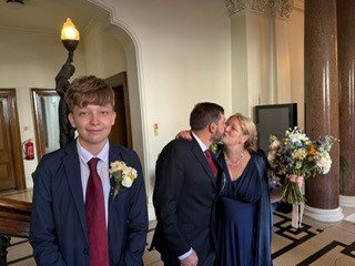 Julie and Jason Ipswich Town hall kissing in hall